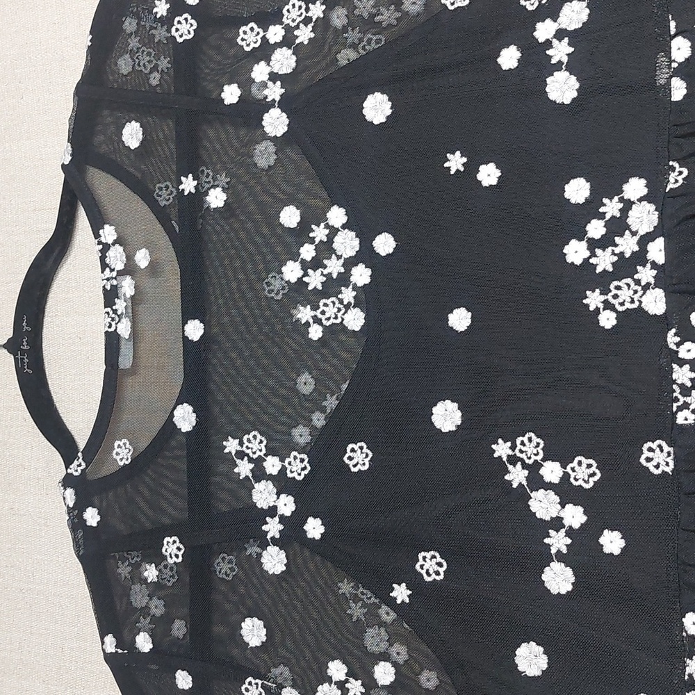 Glance Top Size XL Black Embroidered Floral Sheer Babydoll - Picture 13 of 13
